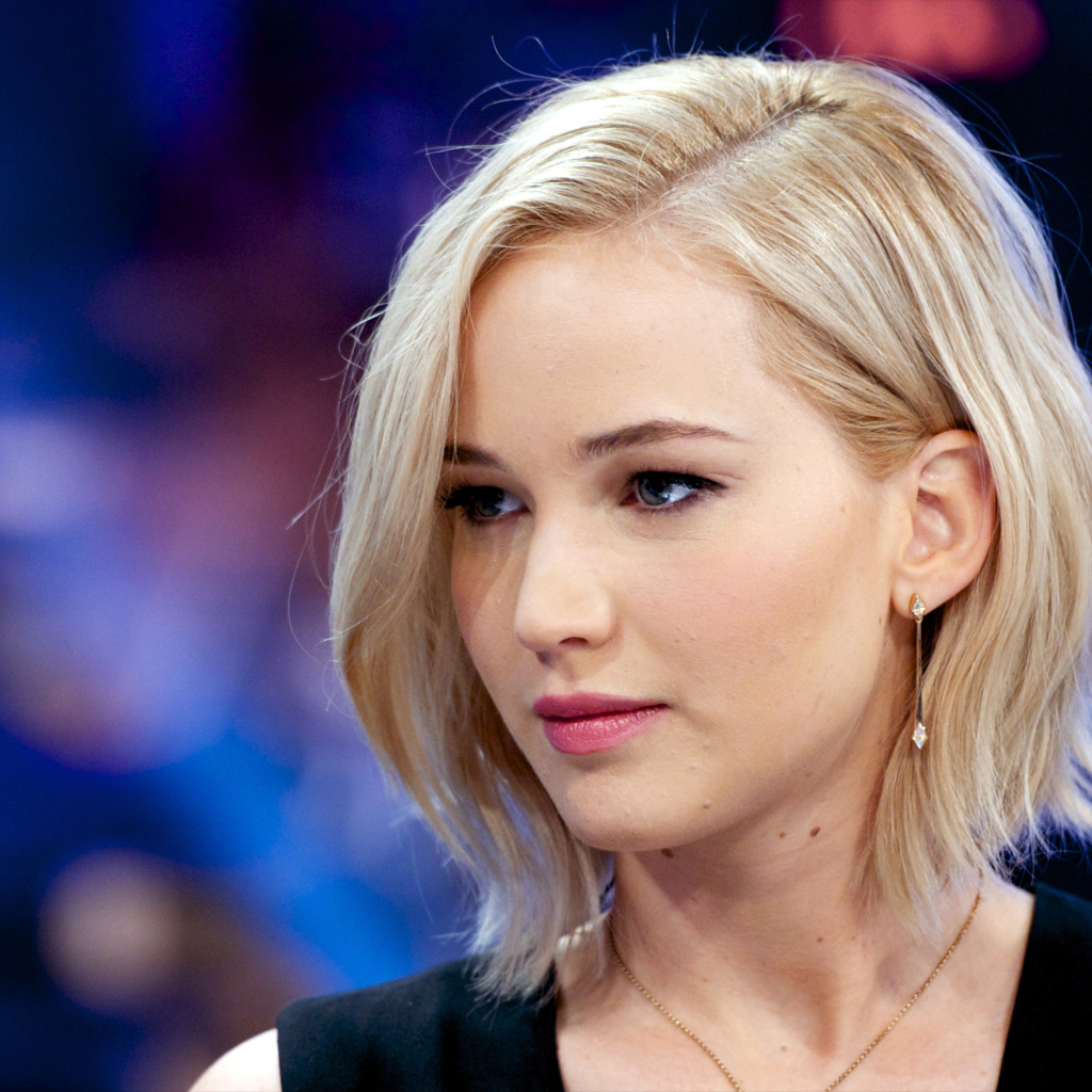 Нежная блондинка, актриса Дженнифер Лоуренс