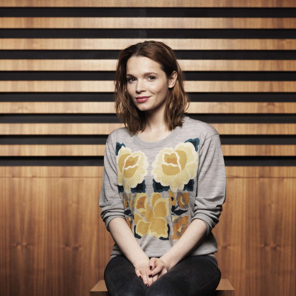 Немецкая актриса Каролина Херфурт с очаровательной улыбкой