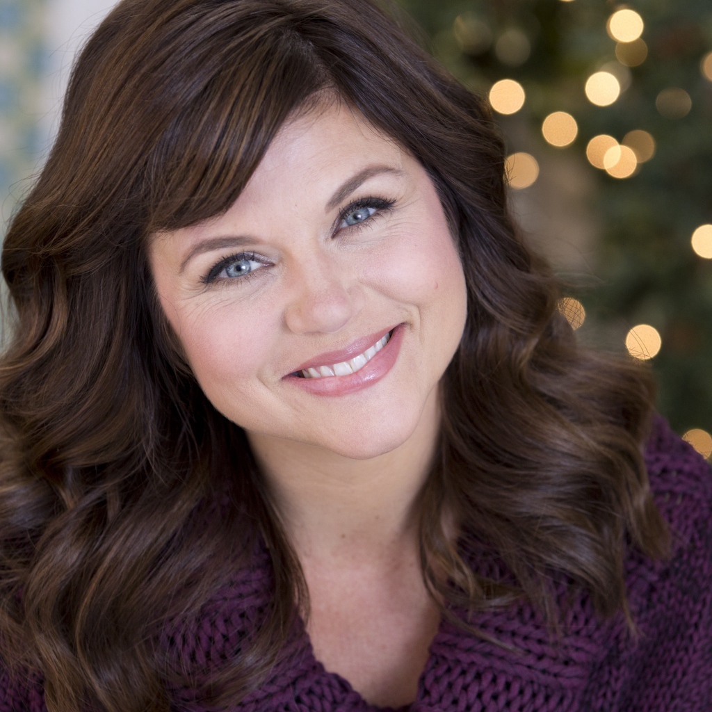 Милая голубоглазая улыбающаяся актриса Тиффани Тиссен