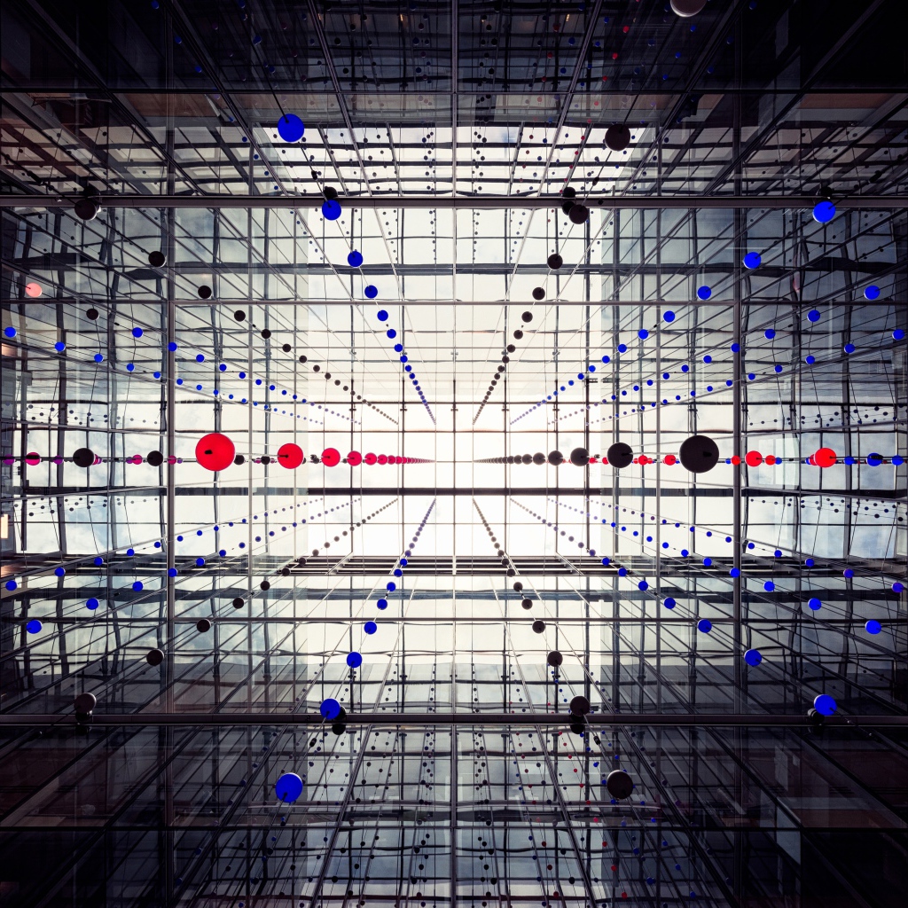 Абстрактная 3д комната с шарами