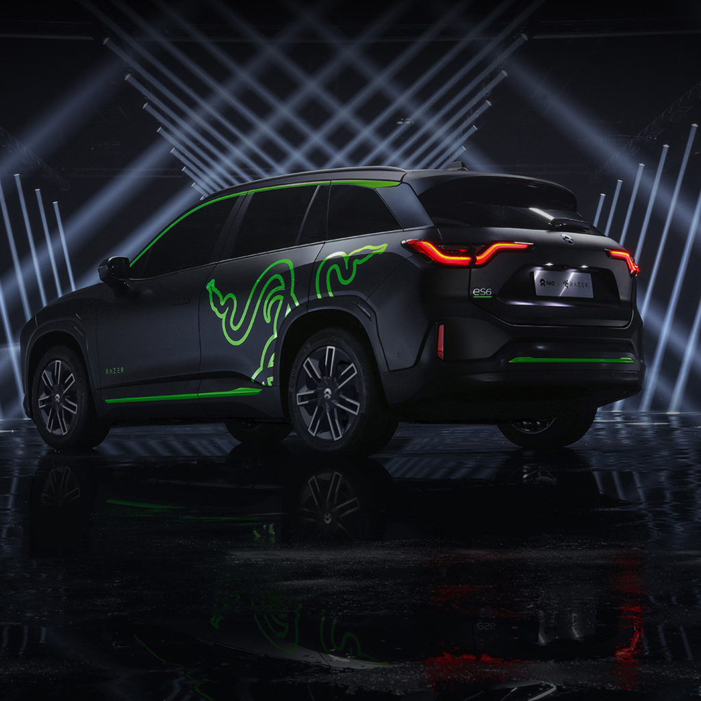 Внедорожник NIO ES6 Razer Edition 2019 года в лучах софитов