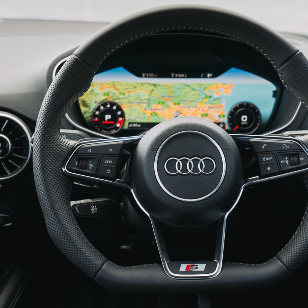 Leather steering wheel of the 2019 Audi TTS Coupe