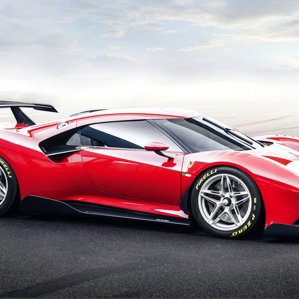 Быстрый дорогой красный автомобиль Ferrari P80C 2019 года