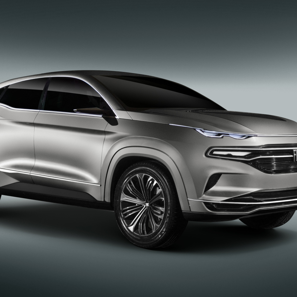 Внедорожник Fiat Fastback, 2018 года на сером фоне