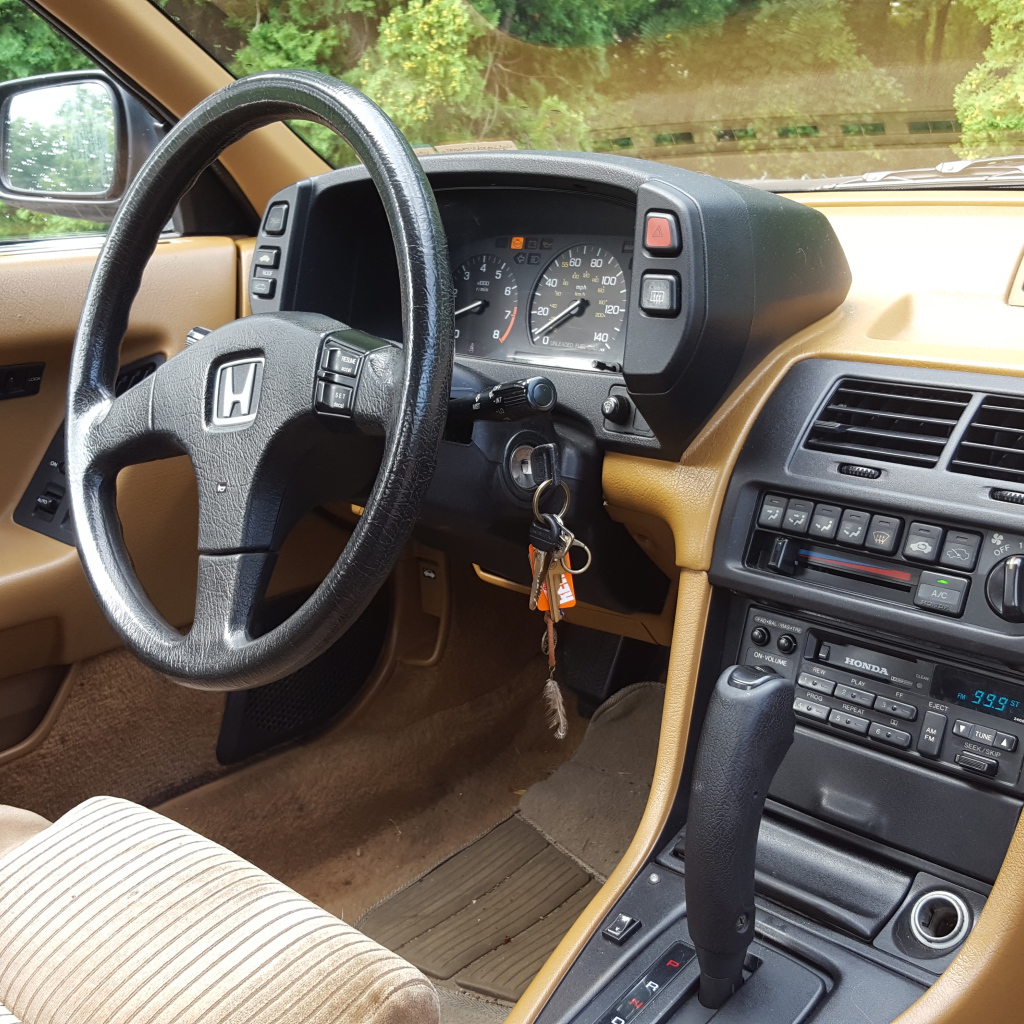 Brown car interior Honda Prelude