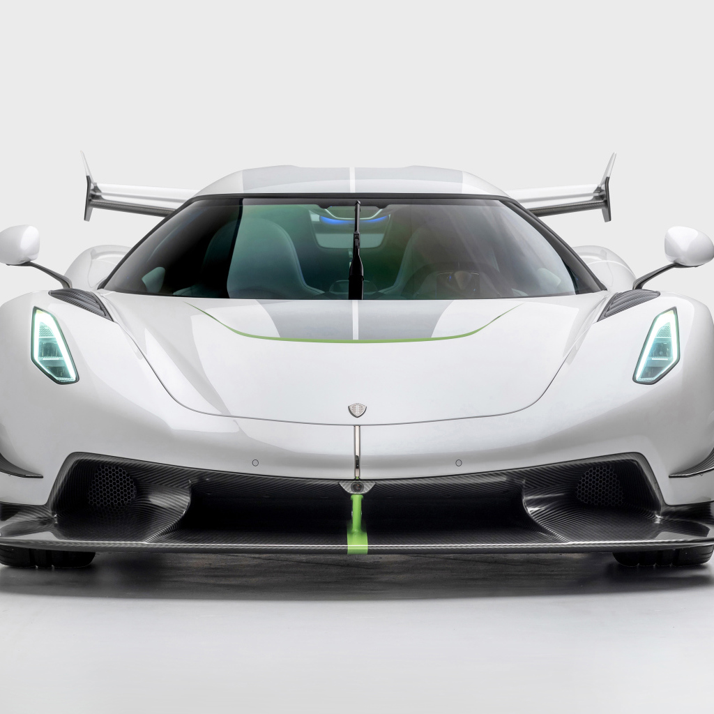 Быстрый спортивный автомобиль Koenigsegg Jesko 