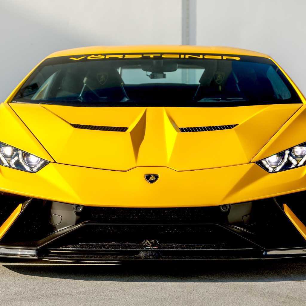 Желтый быстрый Lamborghini Huracan, 2019 года