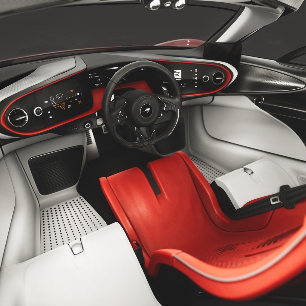 Салон автомобиля McLaren Speedtail 2019 года