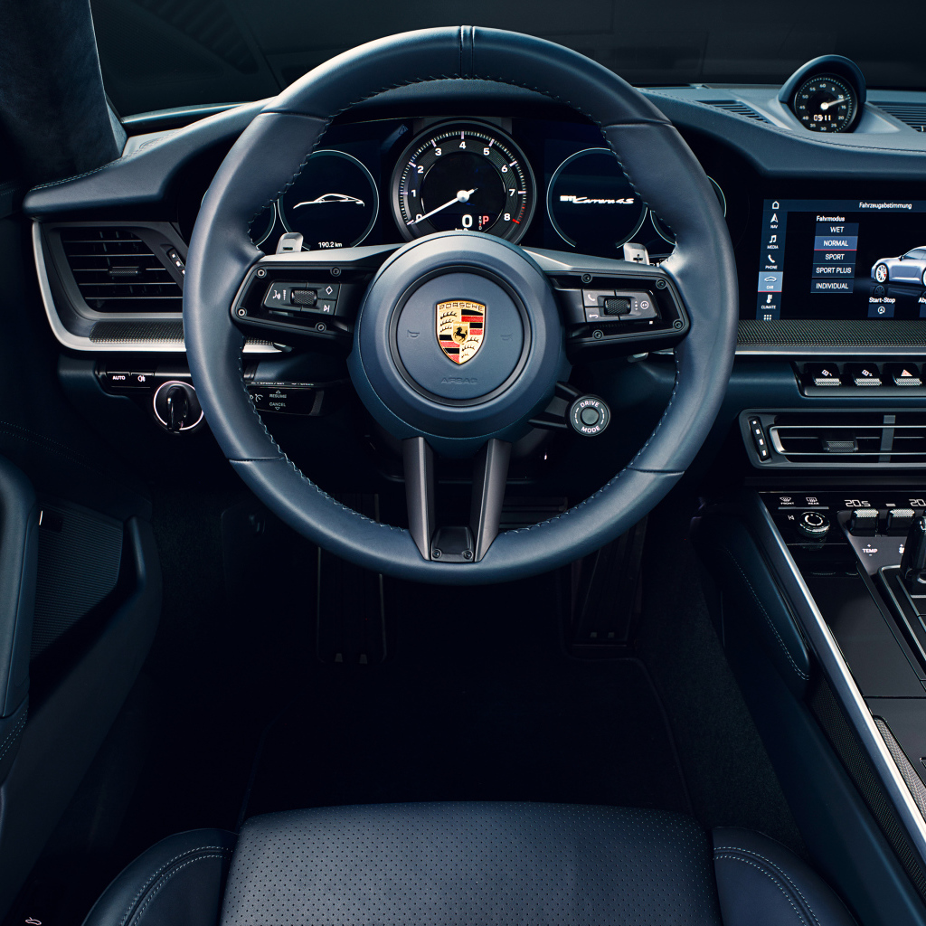 Кожаный салон Porsche 911 Carrera 4S 2019 года