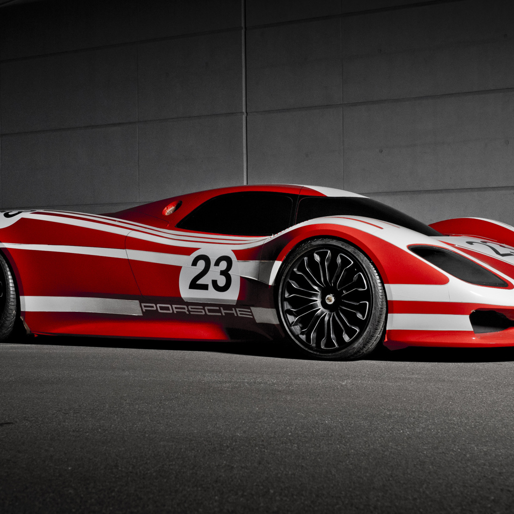 Гоночный автомобиль Porsche 917 Hommage 2019 года