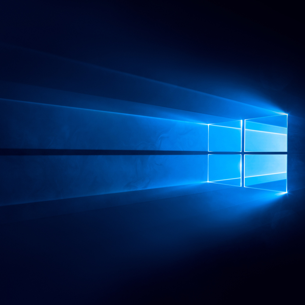 Логотип Windows 10 на синем фоне