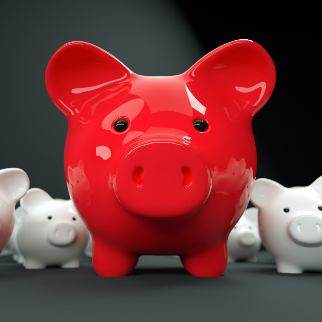 Большая красная свинья копилка на фоне белых