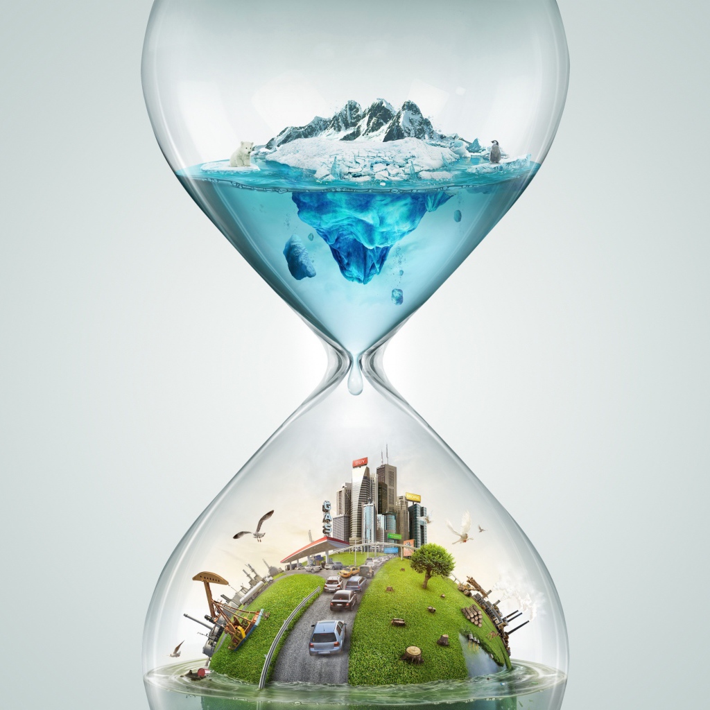 Креативные песочные часы на сером фоне