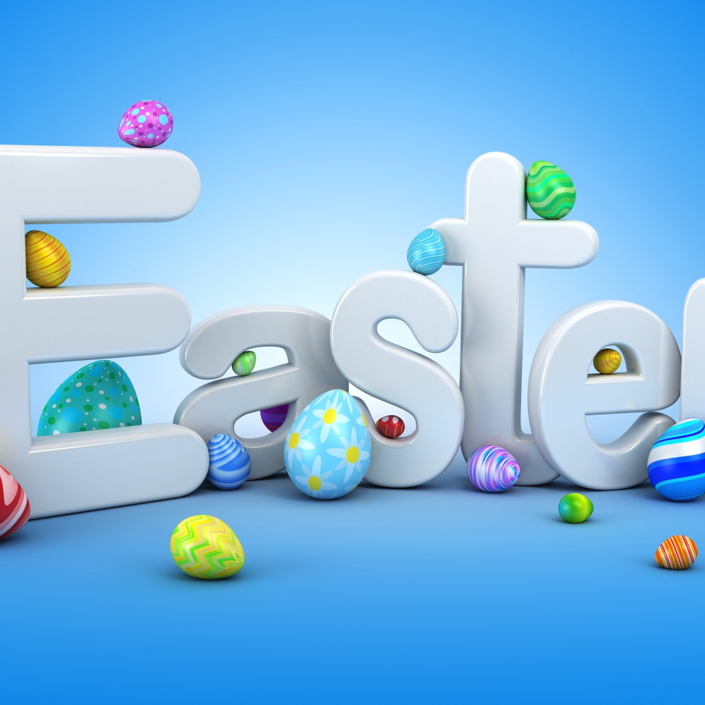 Надпись на английском Easter с крашеными яйцами на голубом фоне
