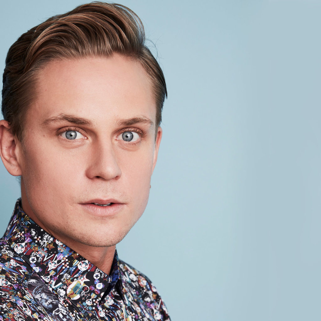 Красивый голубоглазый мужчина, актер Билли Магнуссен