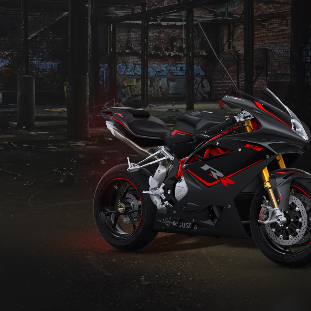 Красивый спортивный мотоцикл  Agusta F4  