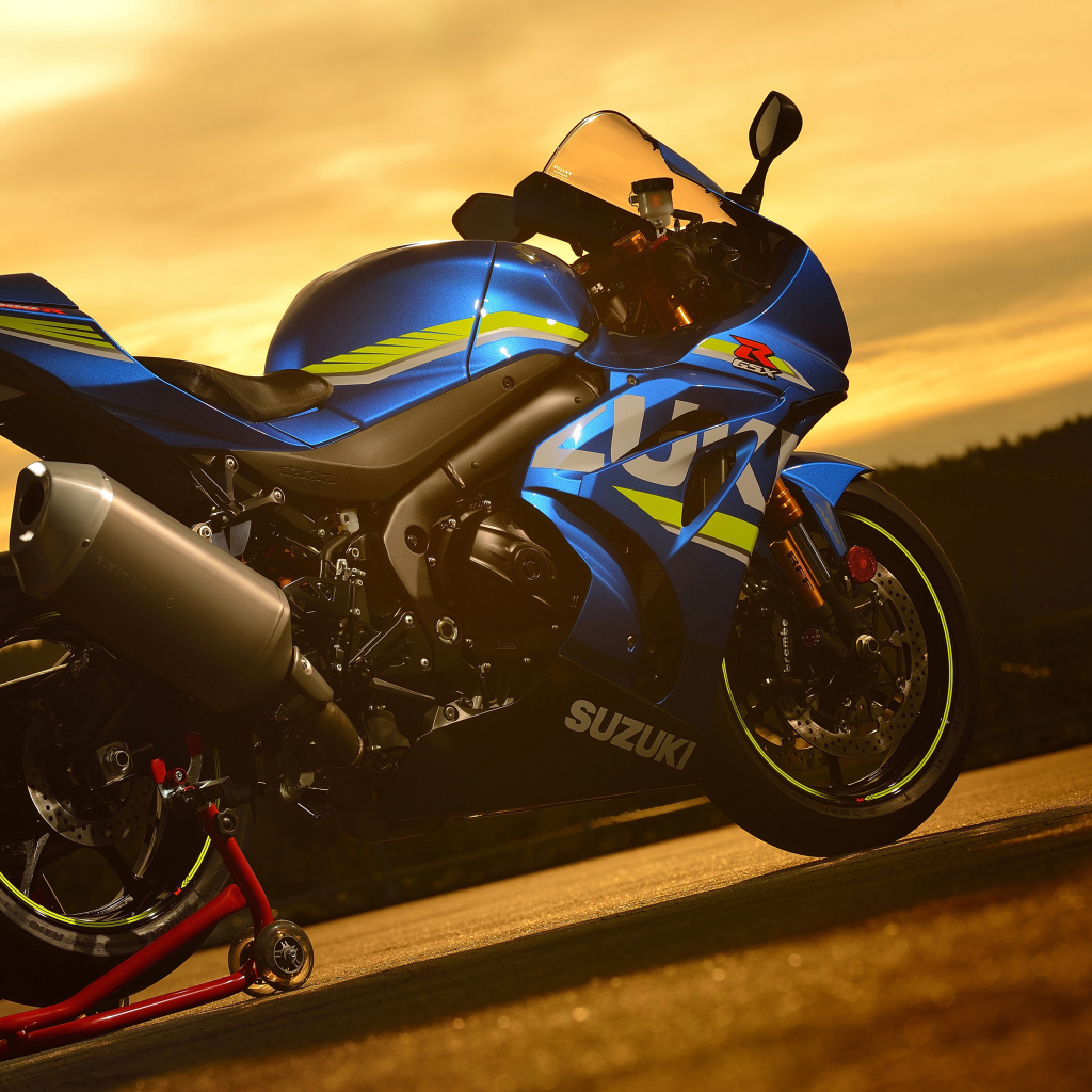 Спортивный мотоцикл Suzuki GSX-R1000R