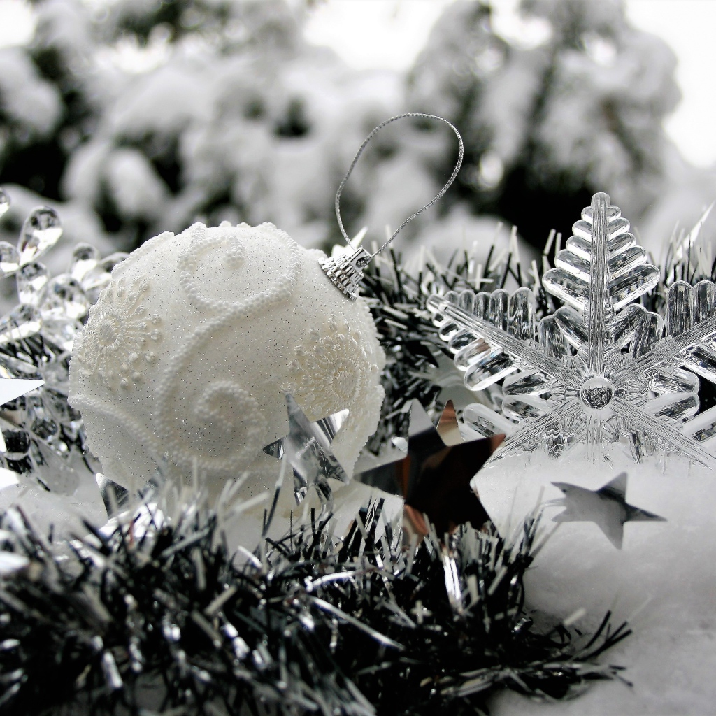 Красивые елочные украшение на Новый год 2020