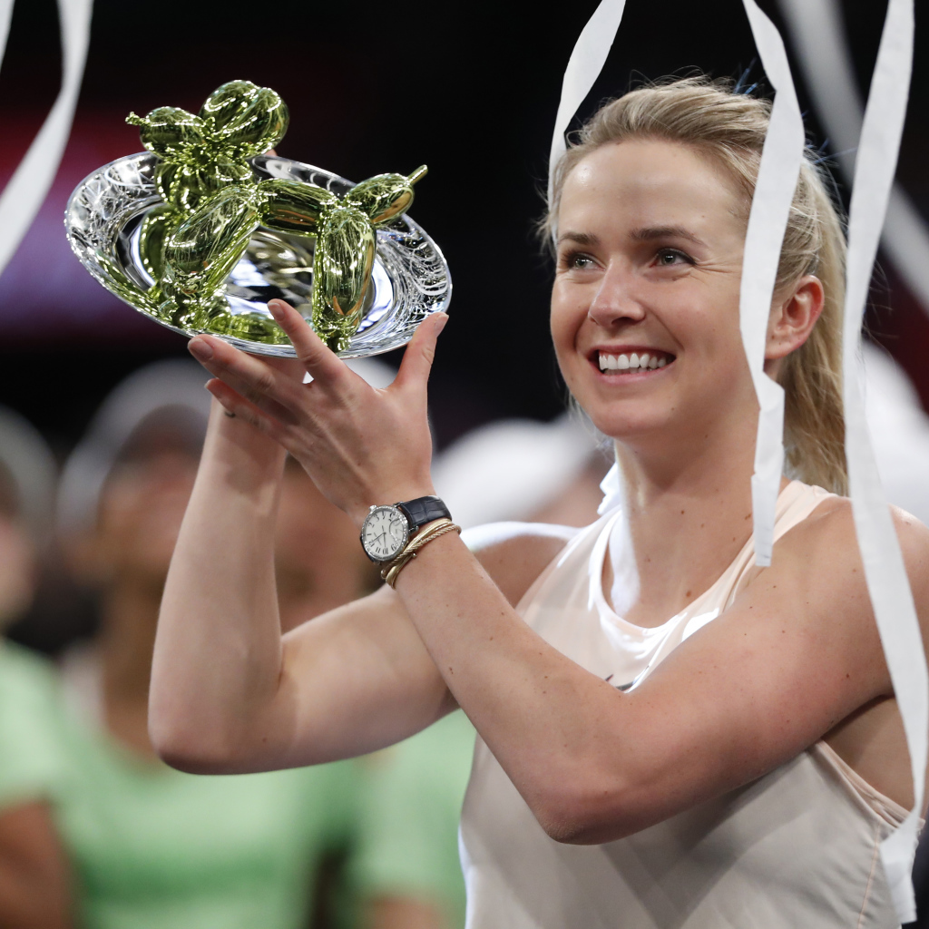 Теннисистка Элина Свитолина с наградой