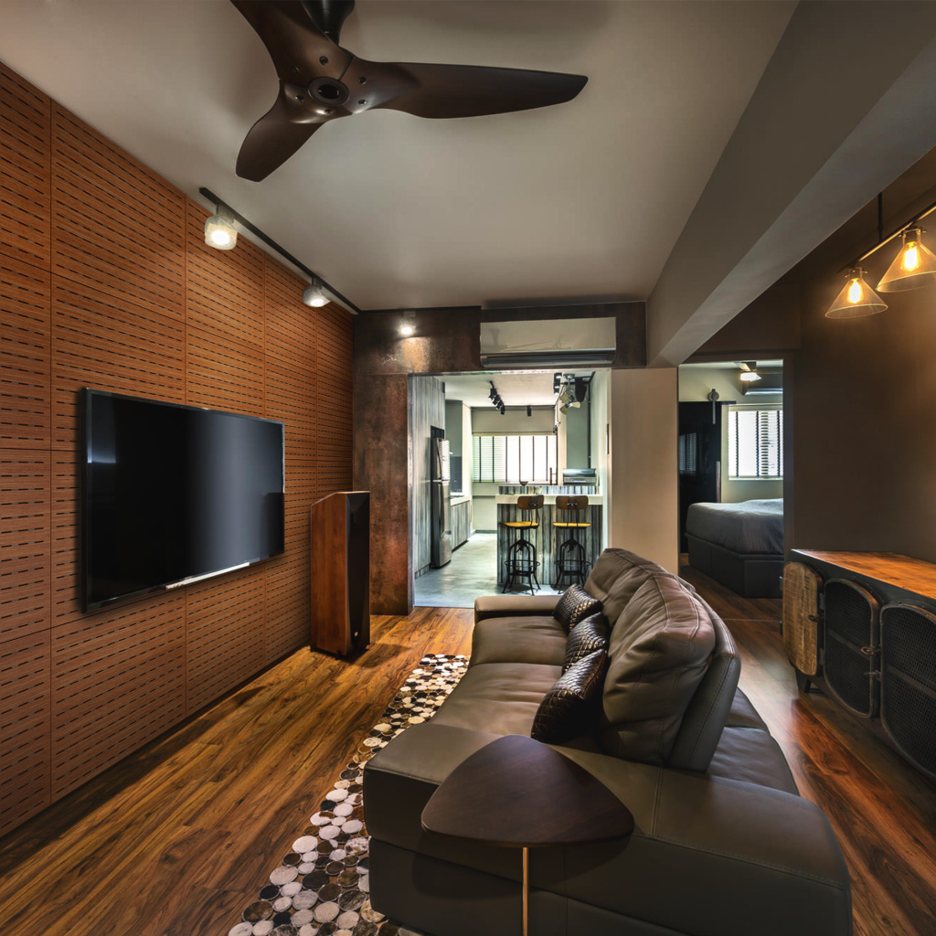 Стильная гостиная с коричневым интерьером