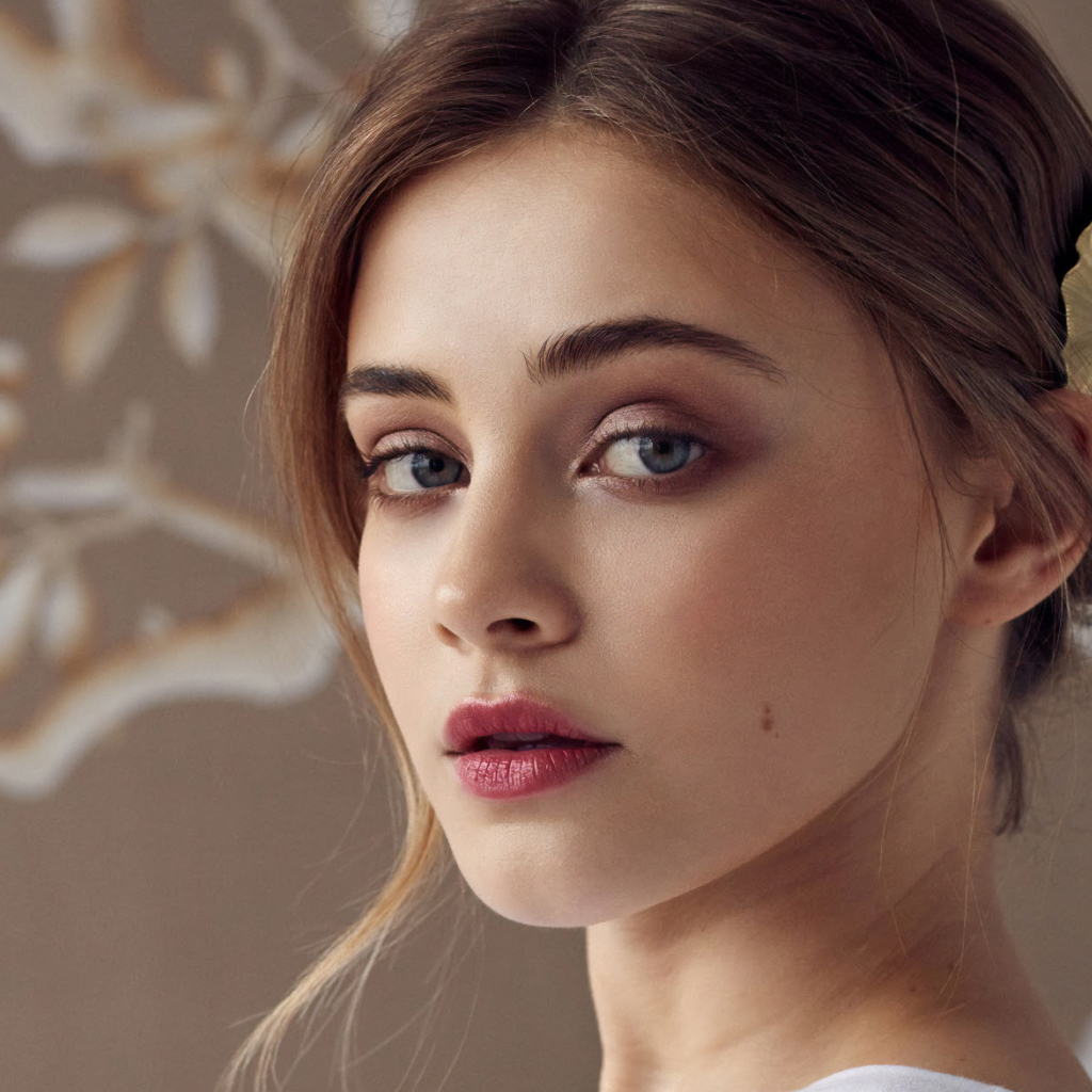 Нежная голубоглазая девушка, актриса Джозефин Лэнгфорд