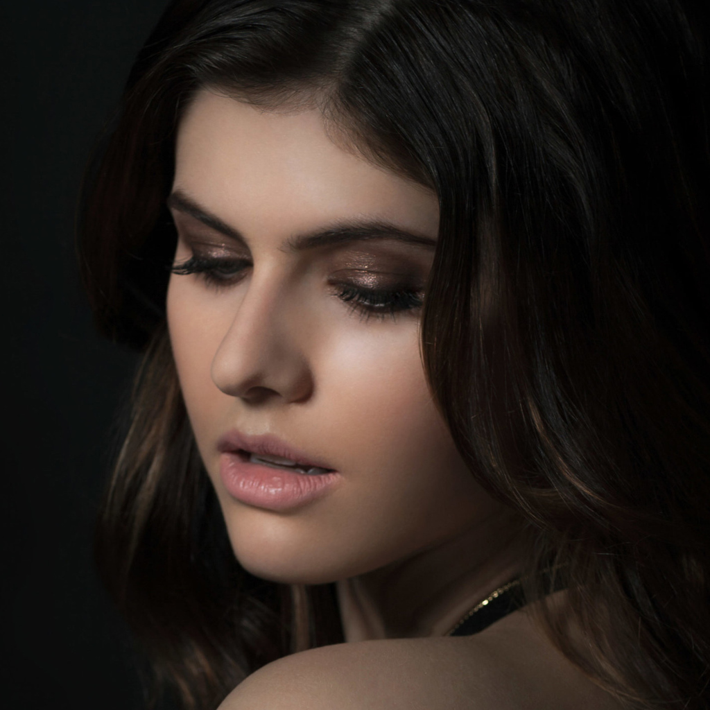 Нежный взгляд актрисы Александры Даддарио