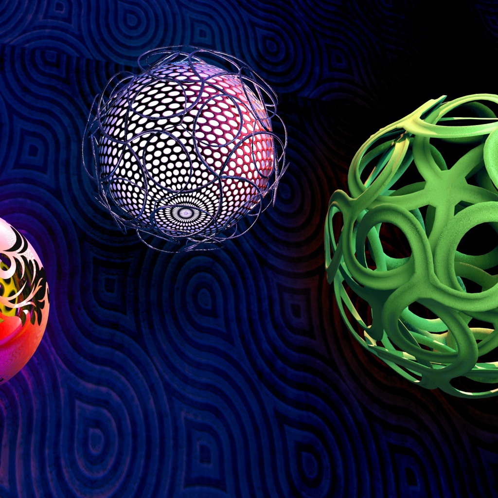 Необычные фигурные шары на синем фоне