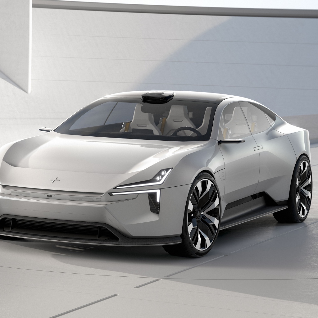Серебристый автомобиль Polestar Precept 2020 года