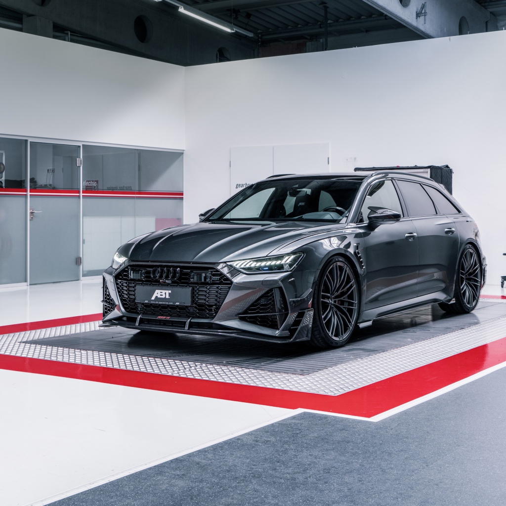 Автомобиль ABT RS6-R 2020 года в гараже 