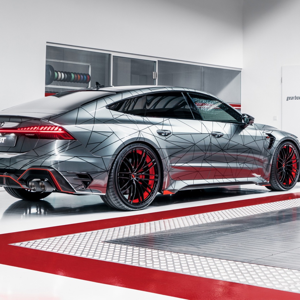 Автомобиль ABT RS7-R 2020 года на техосмотре 