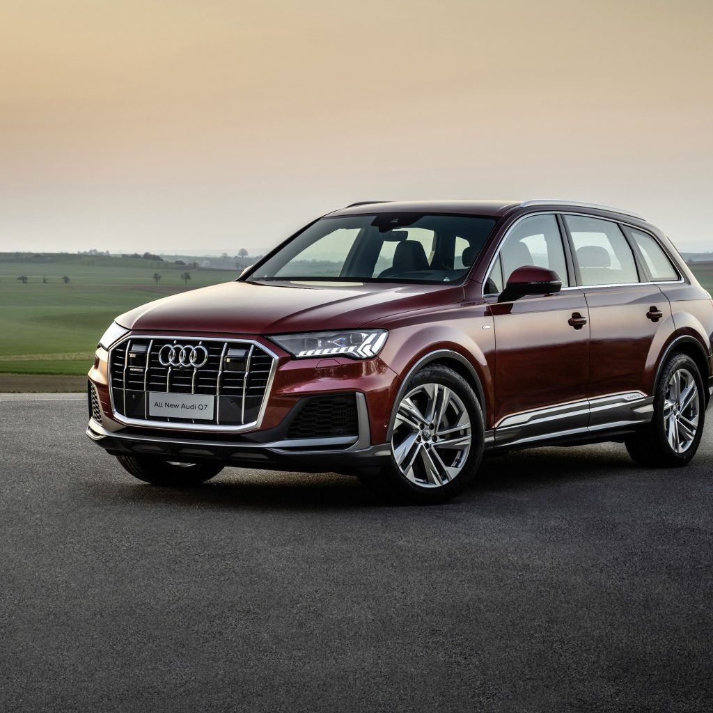 Бордовый внедорожник Audi Q7 55 TFSI Quattro S Line 2020 года