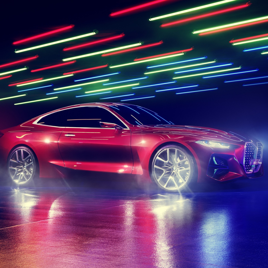 Красный автомобиль BMW 4,  2019 года 