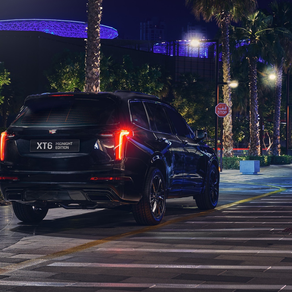 Черный Cadillac XT6 Midnight Edition 2020 года в городе 