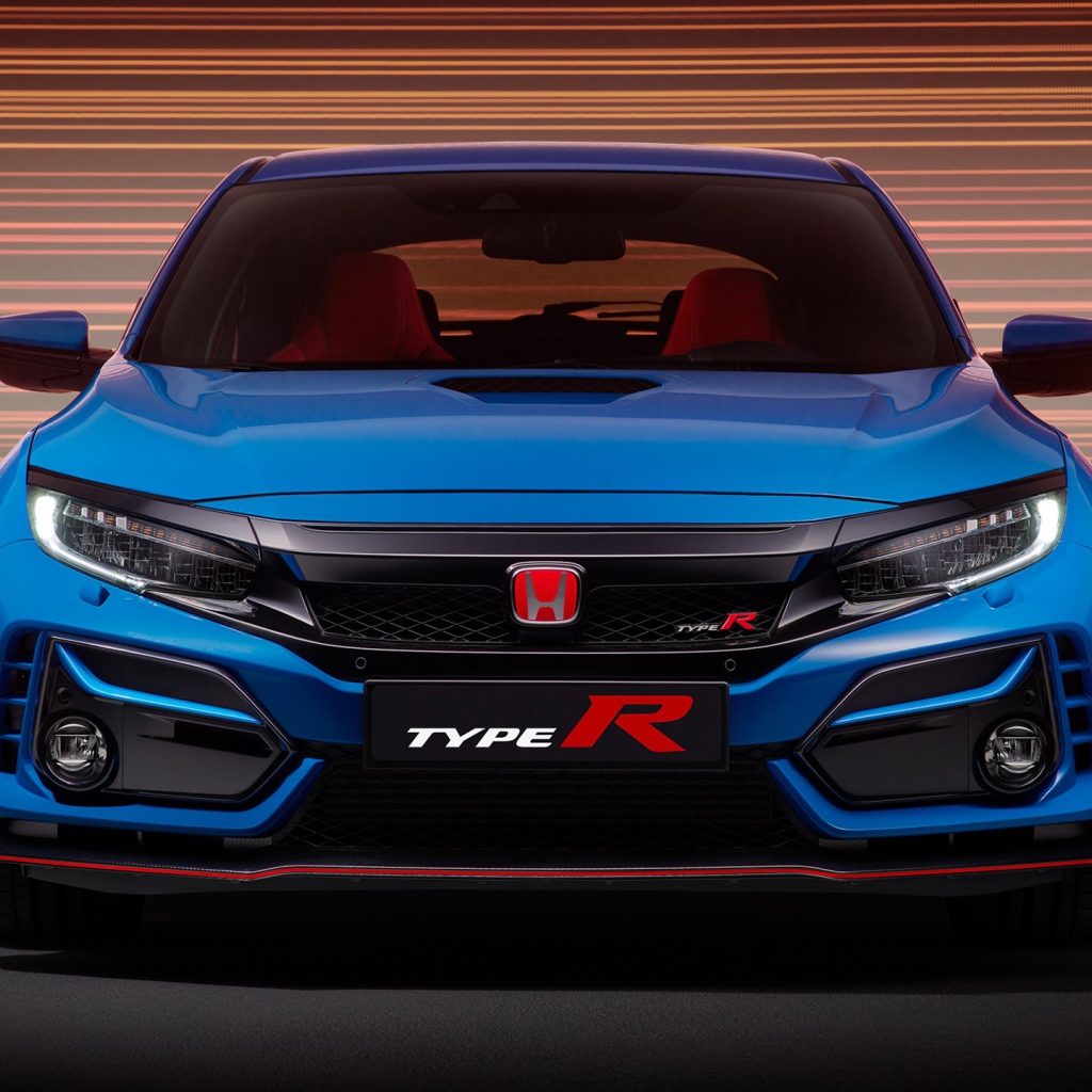 Синий автомобиль Honda Civic Type R GT 2020 года вид спереди