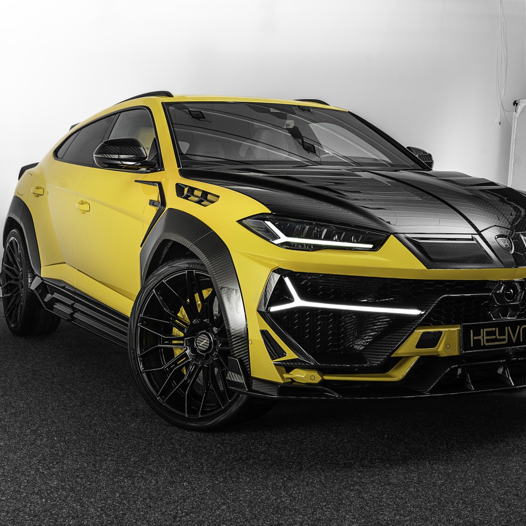 Автомобиль Lamborghini Keyrus 2020 года в здании 