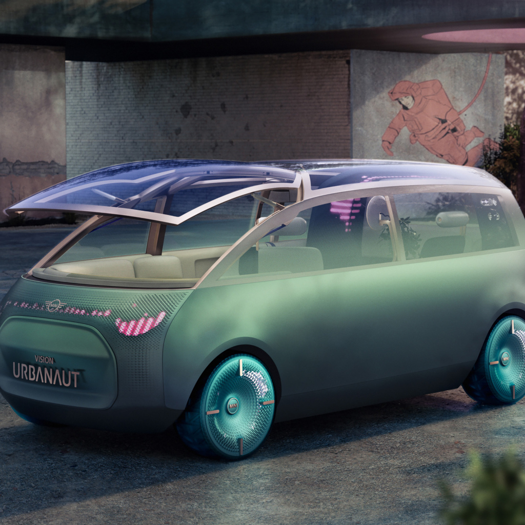Автомобиль MINI Vision Urbanaut 2020 года