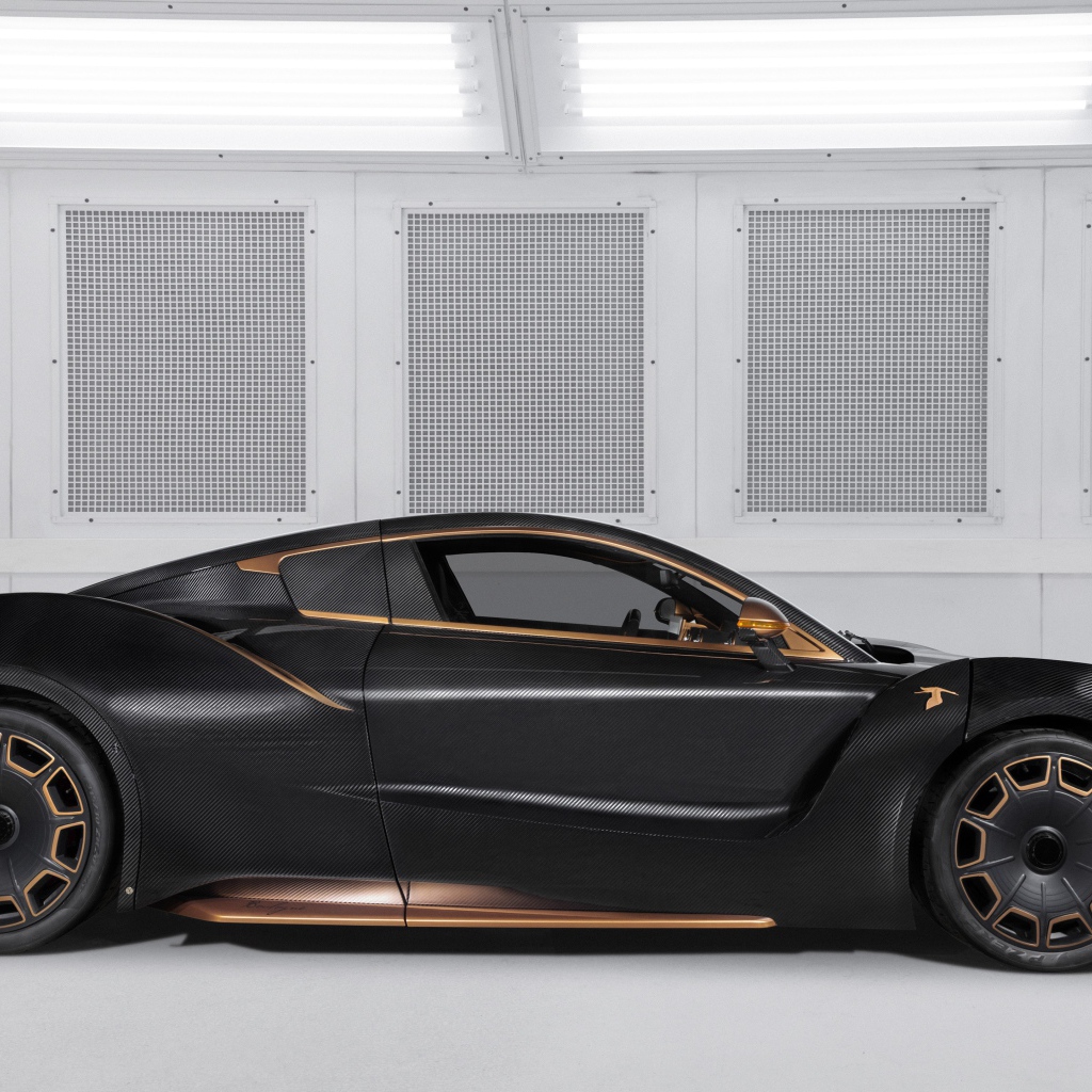 Черный автомобиль Hispano-Suiza Carmen Boulogne 2020 года вид сбоку 