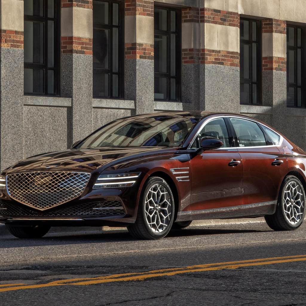 Дорогой автомобиль Genesis G80, 2021 года в городе