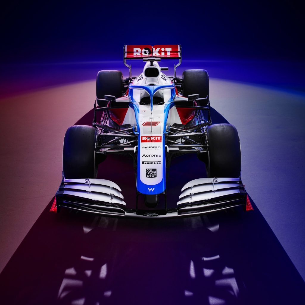 Гоночный автомобиль Williams FW43,  2020 года на синем фоне вид спереди