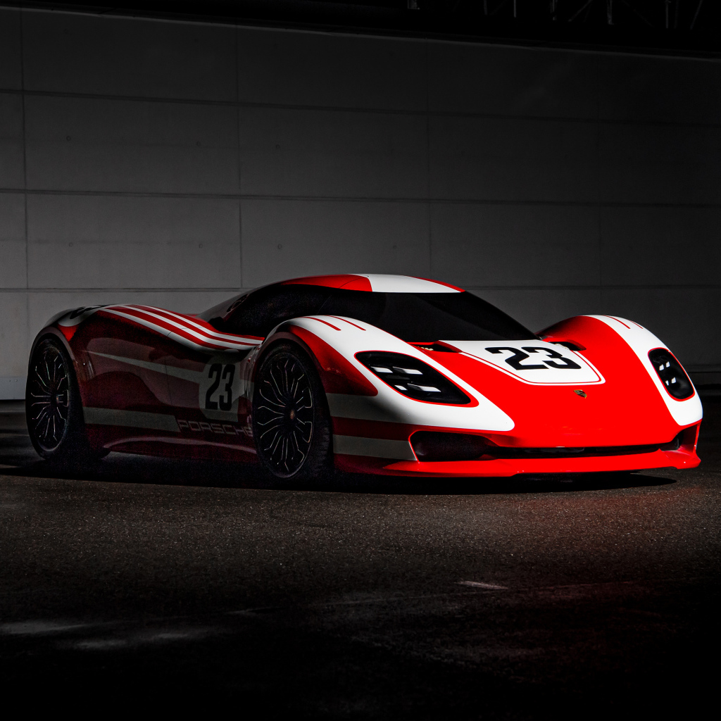 Гоночный автомобиль Porsche 917 Living Legend