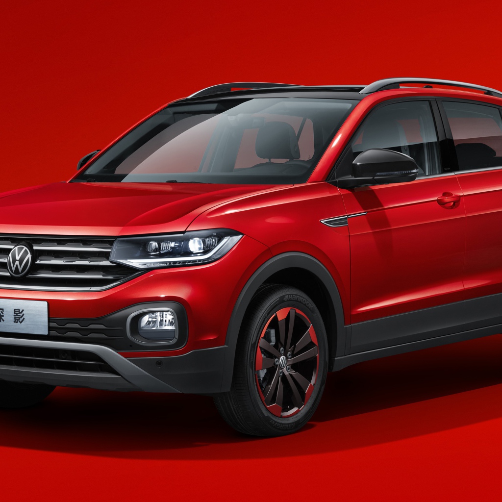 Красный внедорожник Volkswagen Tacqua 280 TSI 2019 года 