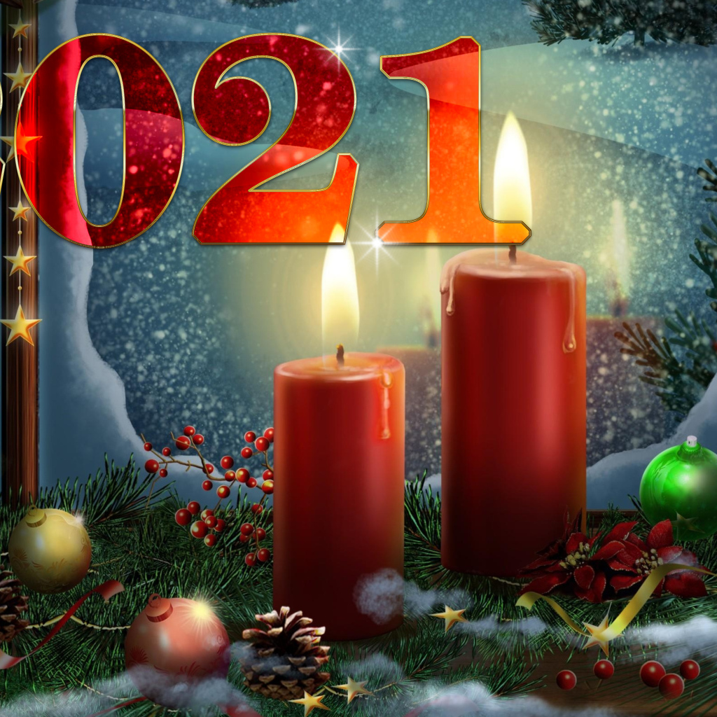 Красивая открытка со свечами на Рождество 2021