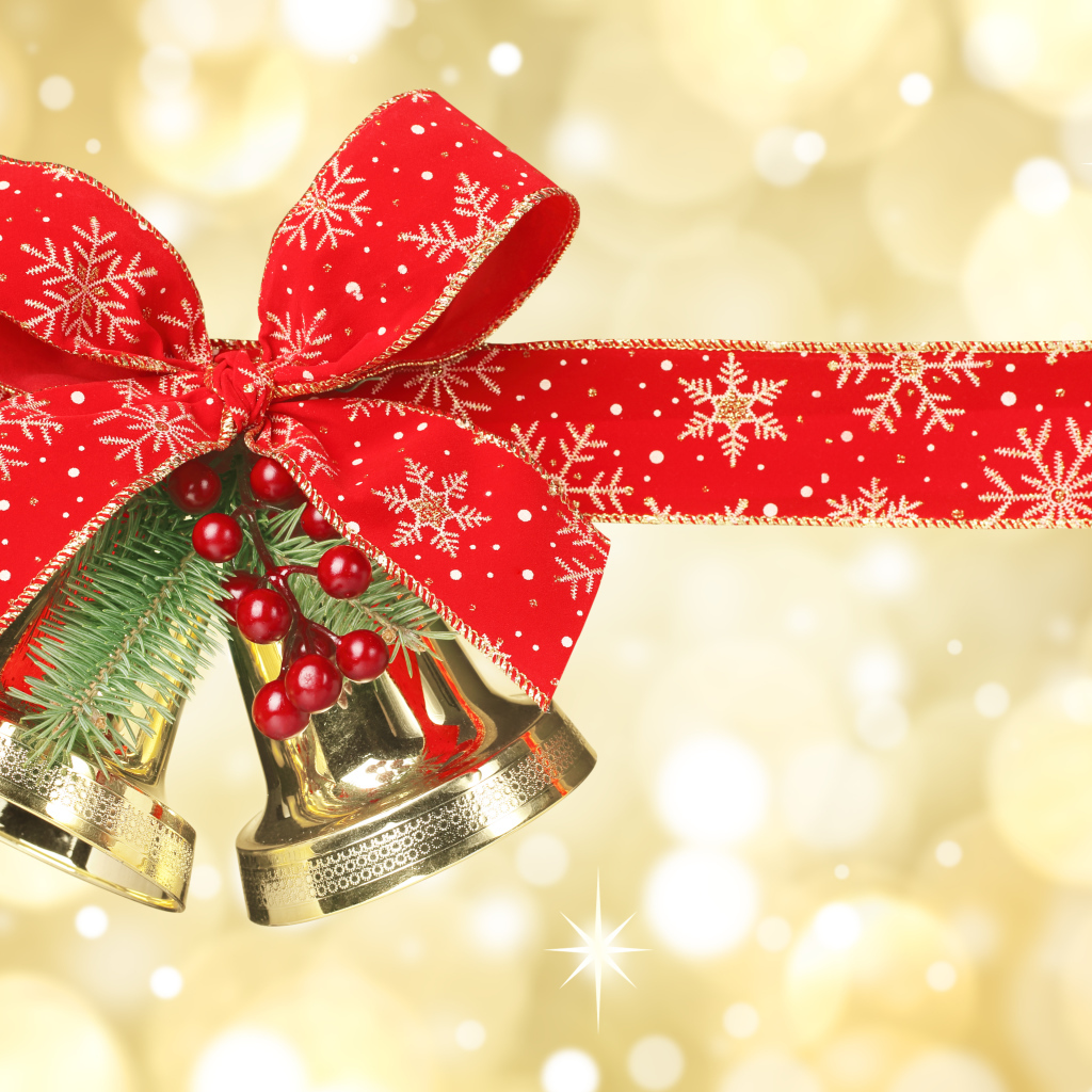 Рождественские колокольчики с красным бантом