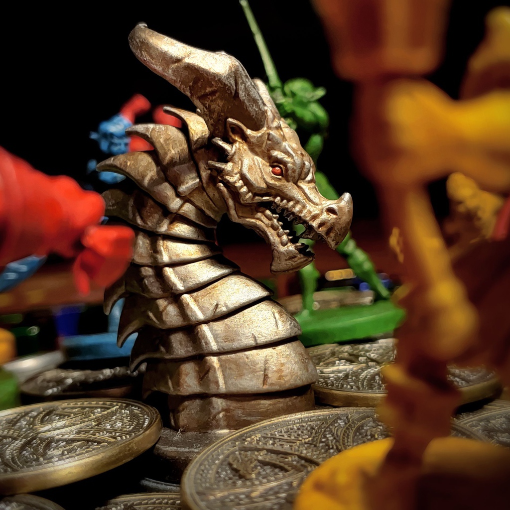 Статуэтка дракон с монетами 
