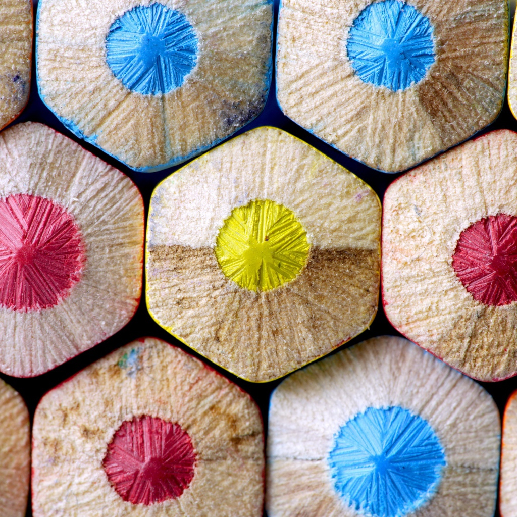 Разноцветные карандаши крупным планом