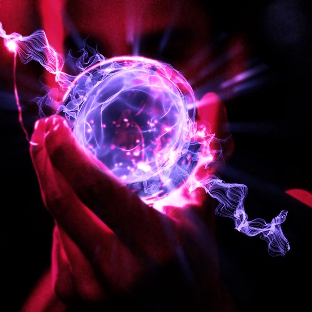 Неоновый фантастический шар в руке