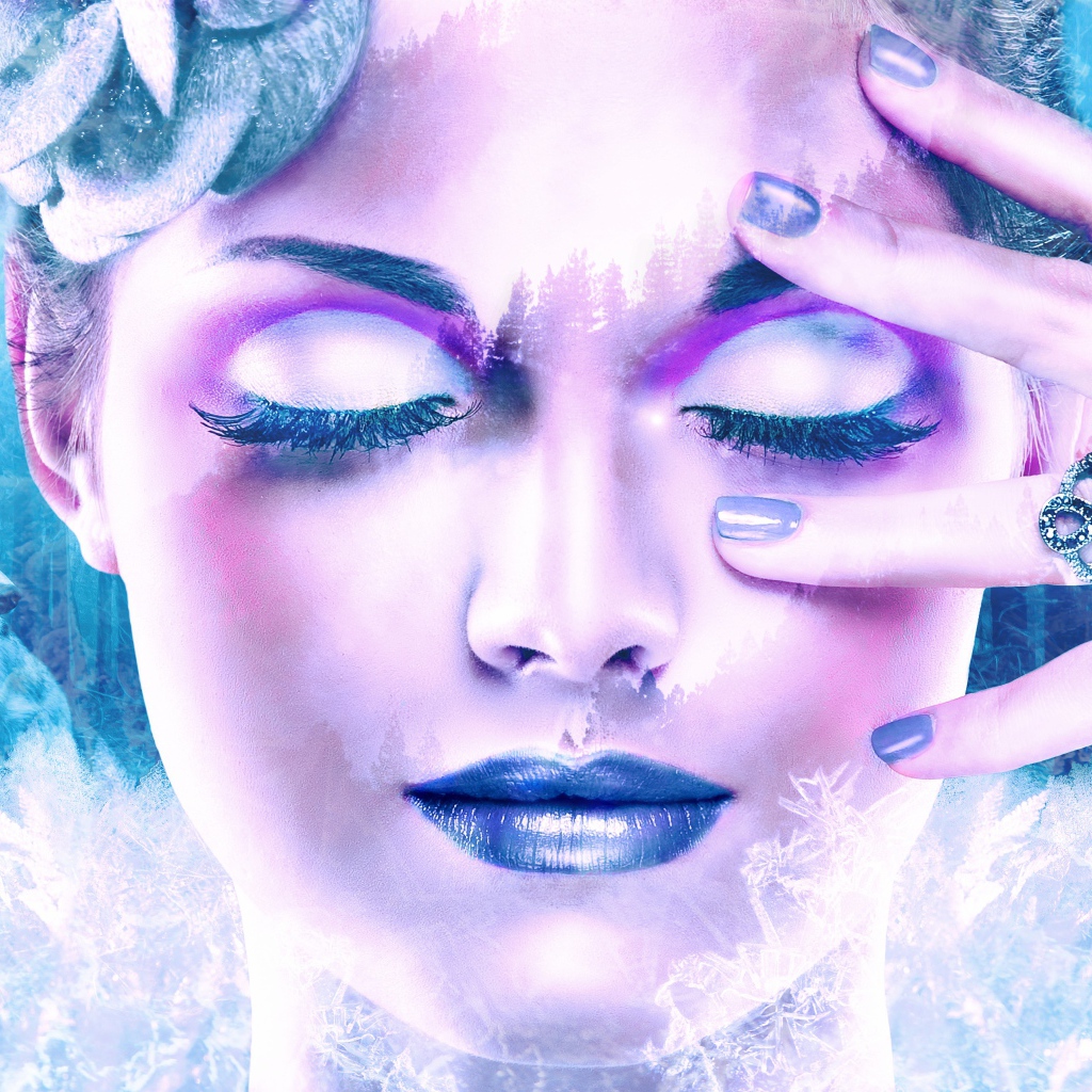 Красивая девушка с  макияжем с закрытыми глазами