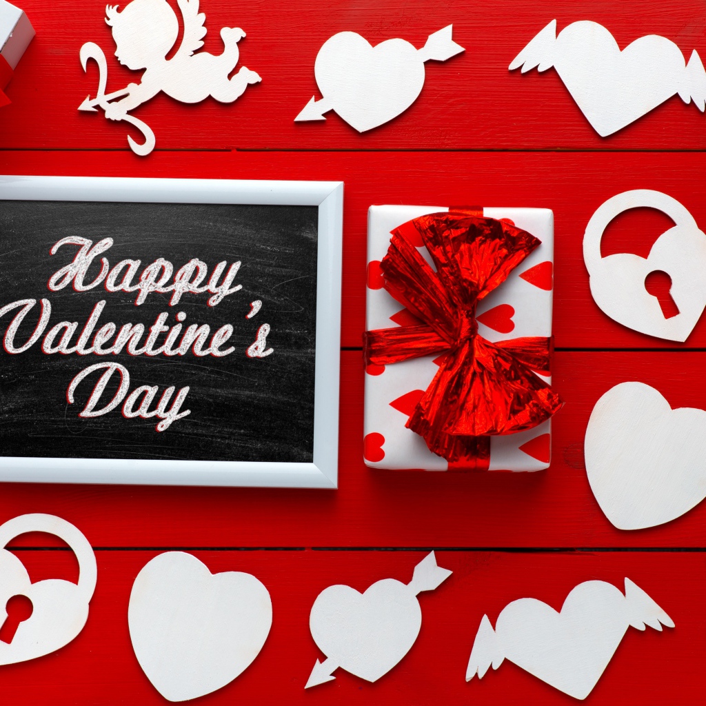 Подарки и декор на день влюбленных 14 февраля