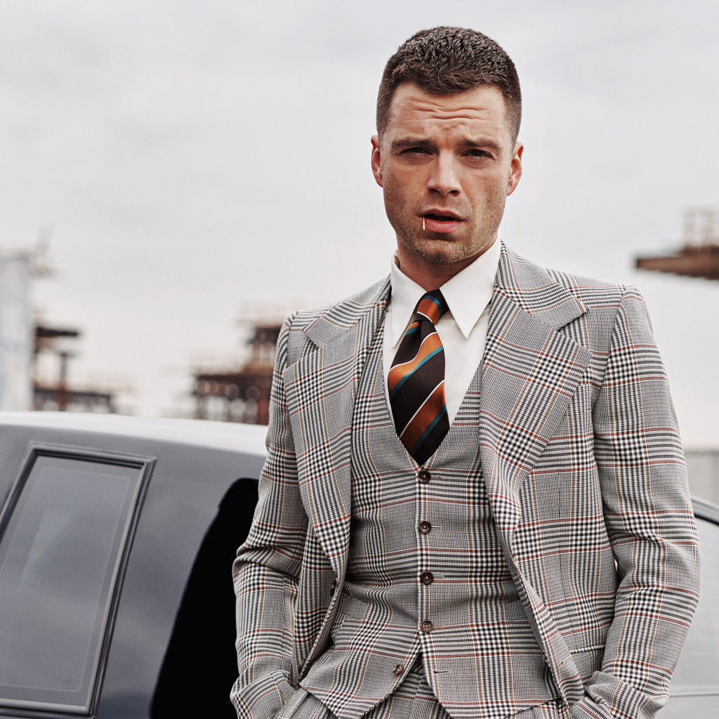 Стильный мужчина, актер Себастиан Стэн в костюме