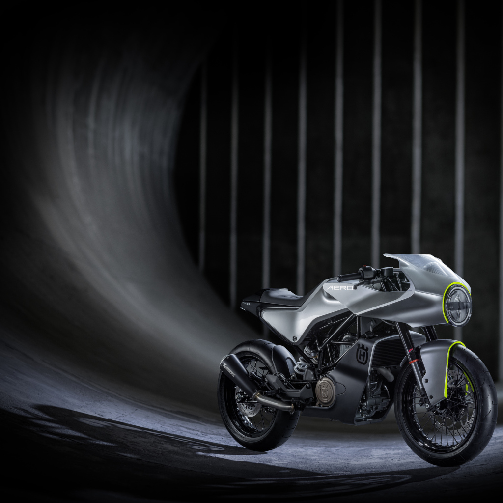 Серебристый мотоцикл Husqvarna Vitpilen 401 